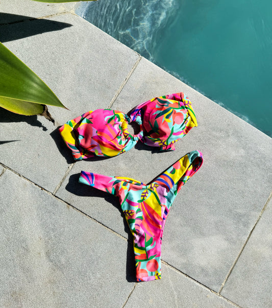 Flamingo Frizz Ring Top