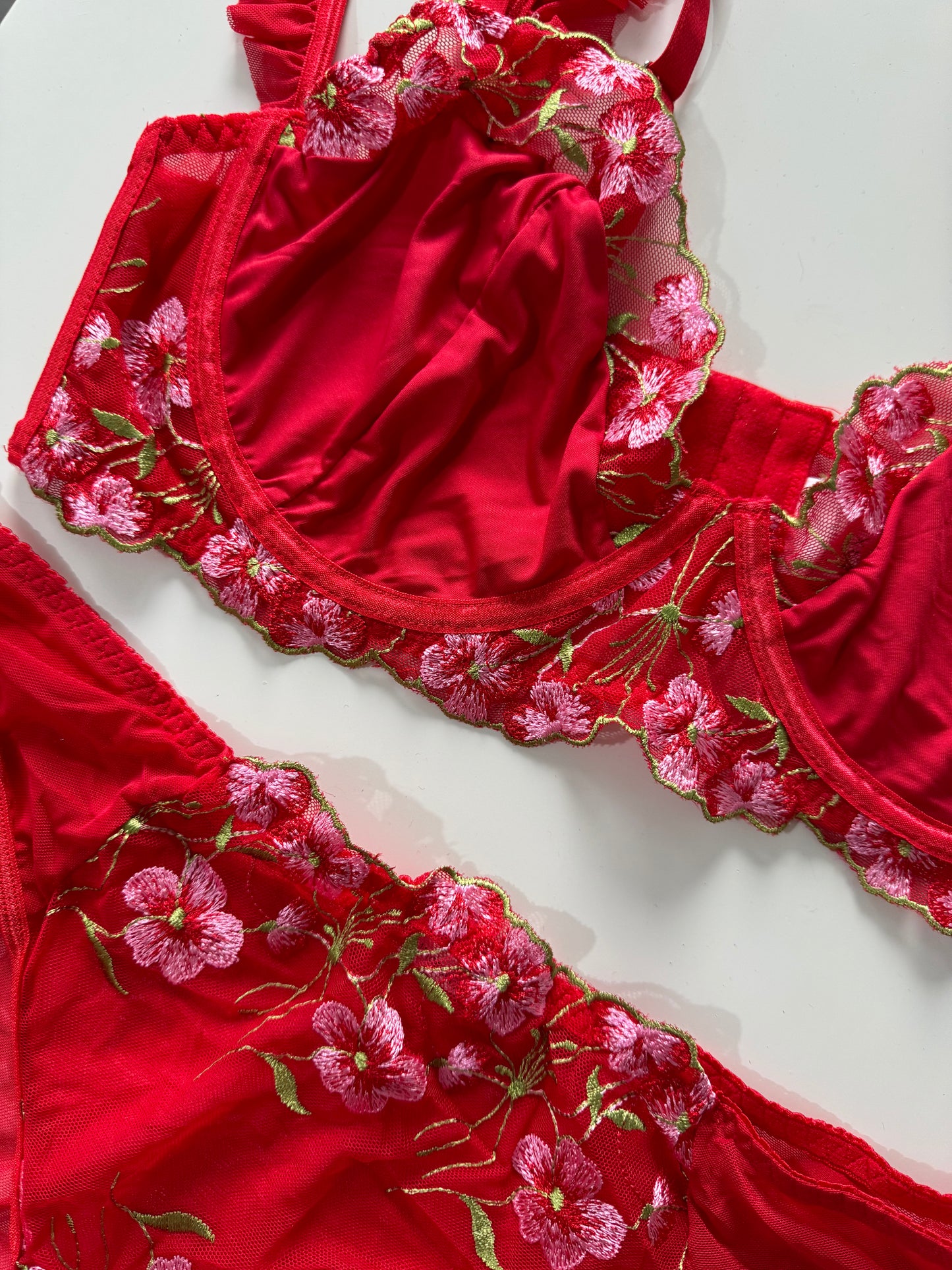 Strawberry Kisses Set